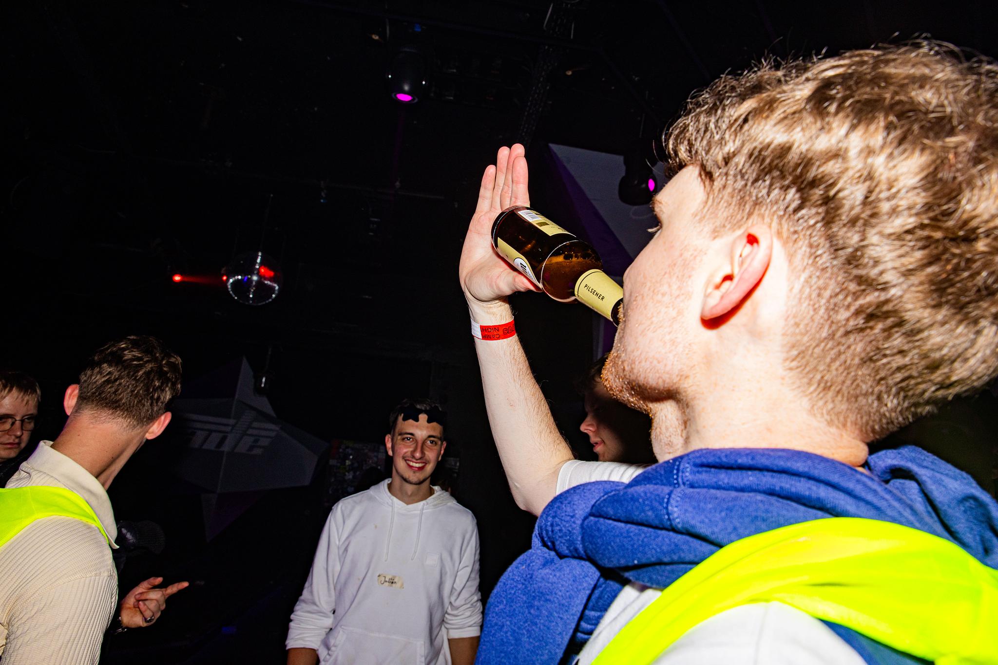 Campuznight-223