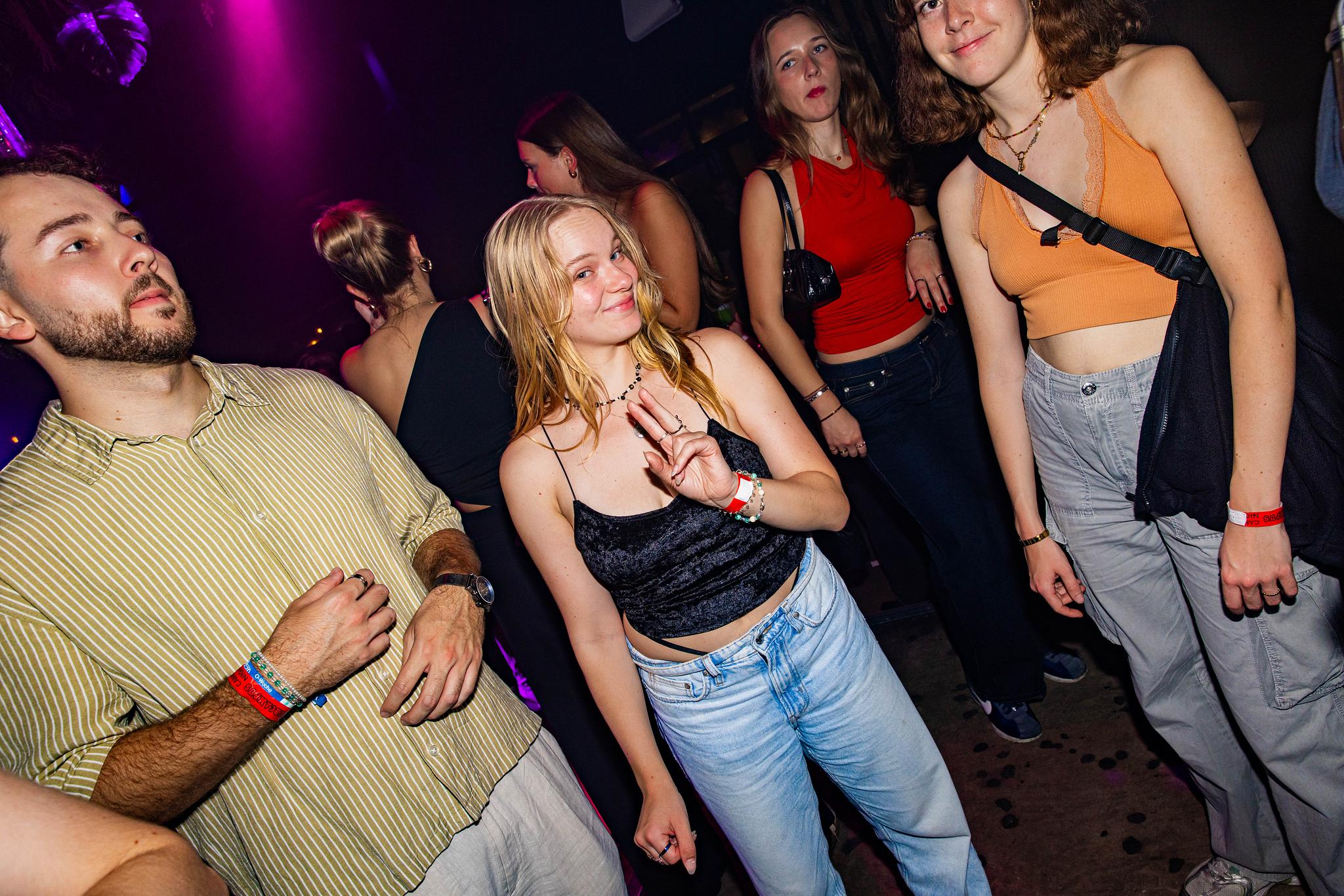 Campuznight-233